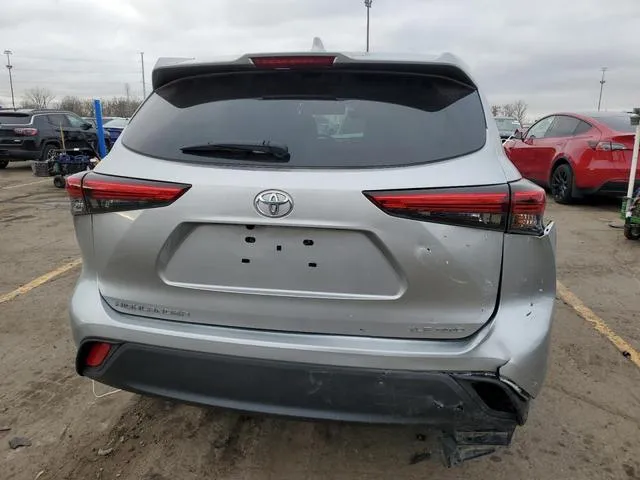 5TDGZRBH4MS557315 2021 2021 Toyota Highlander- Xle 6