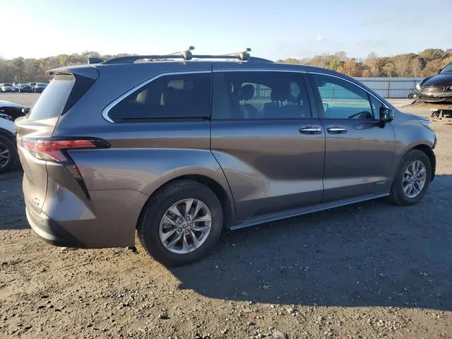 5TDYRKECXMS011890 2021 2021 Toyota Sienna- Xle 3