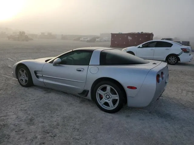 1G1YY22G6W5111576 1998 1998 Chevrolet Corvette 2