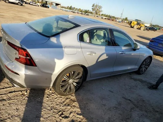 7JRL12TL9NG177481 2022 2022 Volvo S60- B5 Inscription 3