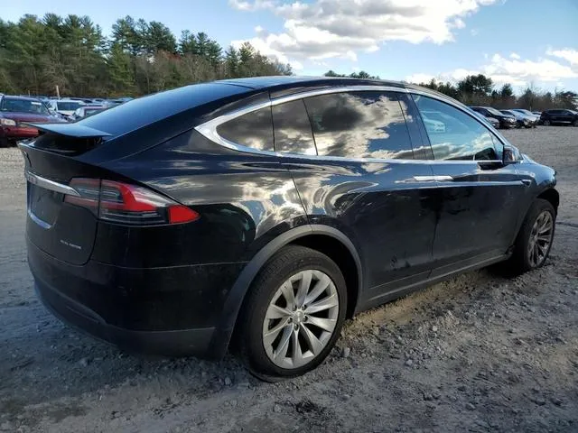 5YJXCDE28LF296060 2020 2020 Tesla MODEL X 3