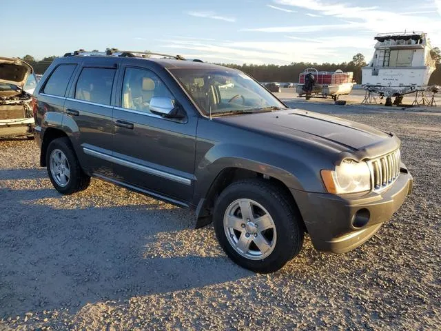 1J8HR68236C204504 2006 2006 Jeep Grand Cherokee- Overland 4