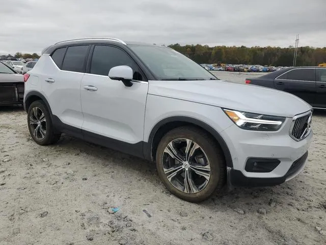 YV4162UL5L2187678 2020 2020 Volvo XC40- T5 Inscription 4