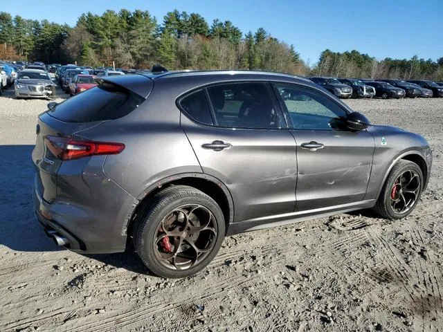 ZASPAKEV3N7D30605 2022 2022 Alfa Romeo Stelvio- Quadrifoglio 3