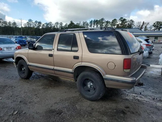 1GNCS13W5T2144687 1996 1996 Chevrolet Blazer 2