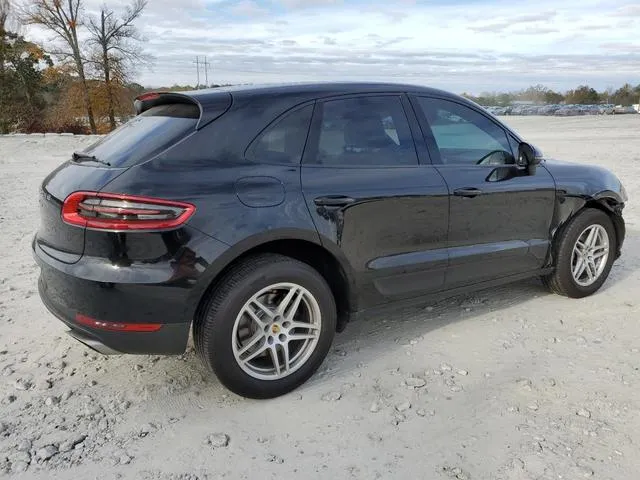 WP1AA2A59JLB21339 2018 2018 Porsche Macan 3