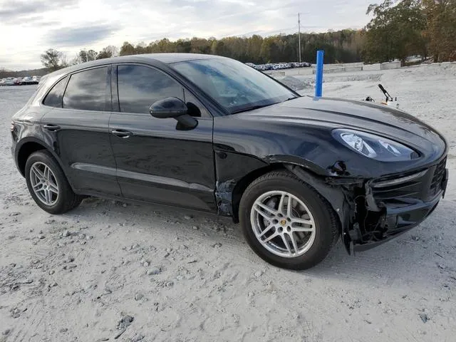 WP1AA2A59JLB21339 2018 2018 Porsche Macan 4