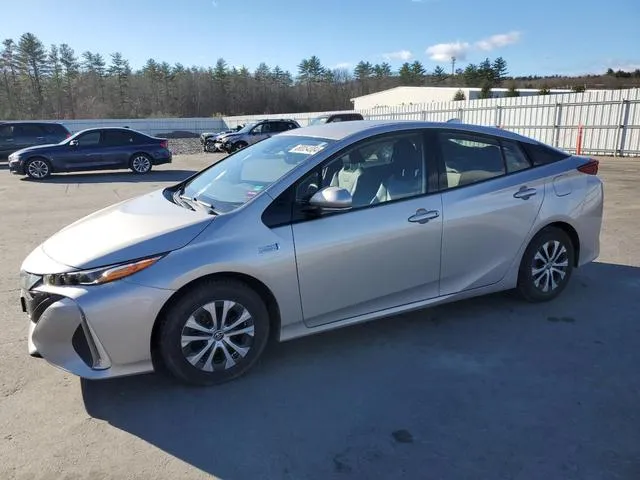 JTDKARFP5L3158559 2020 2020 Toyota Prius- LE 1