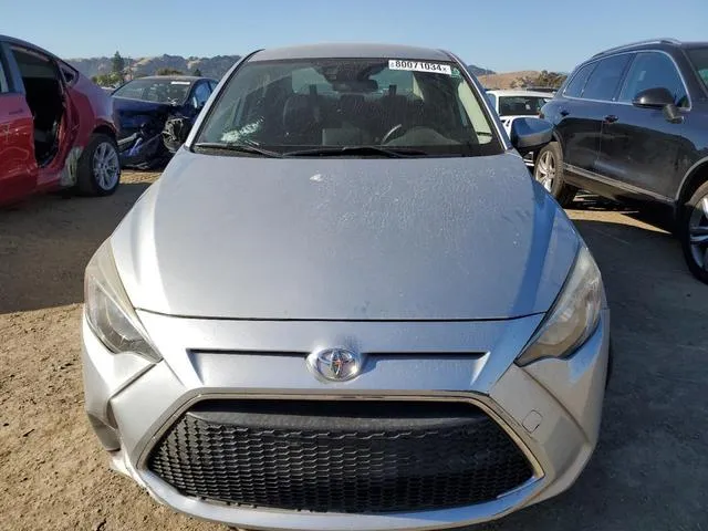 3MYDLBYV1KY506399 2019 2019 Toyota Yaris- L 5