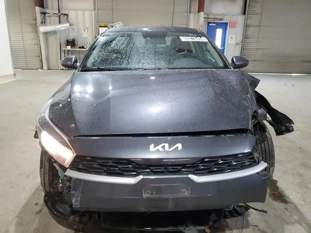 3KPF24AD9PE616889 2023 2023 KIA Forte- LX 5