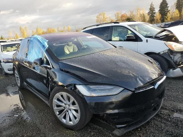 5YJXCAE29LF238117 2020 2020 Tesla MODEL X 4