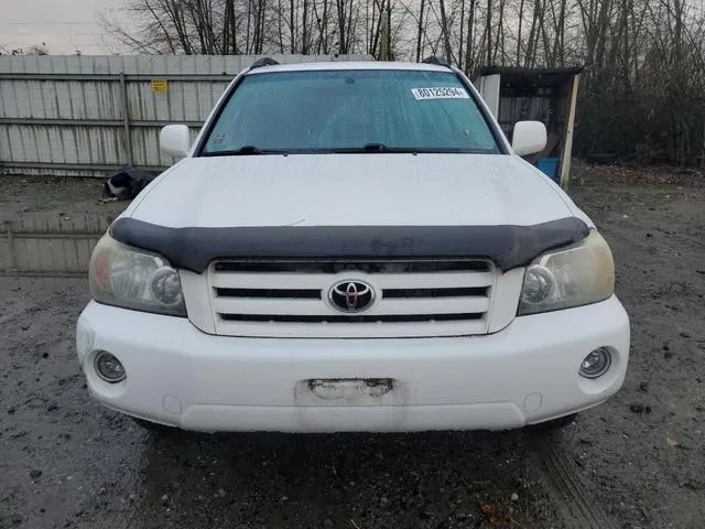 JTEEP21A440002064 2004 2004 Toyota Highlander 5