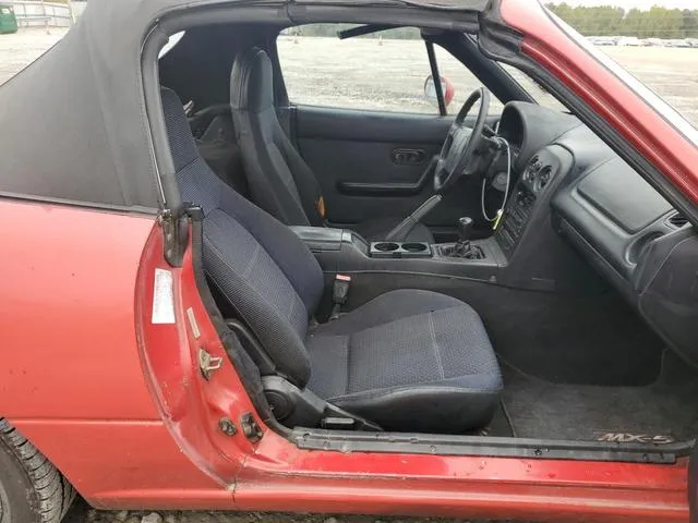 JM1NA3533T0708657 1996 1996 Mazda MX-5 10