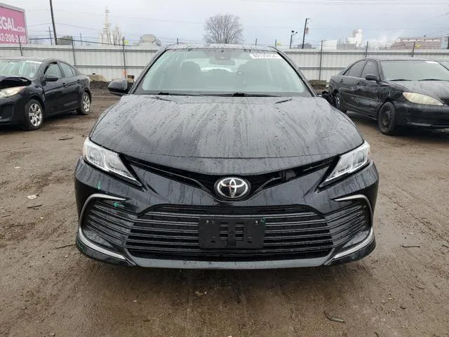 4T1C11BK5MU034427 2021 2021 Toyota Camry- LE 5