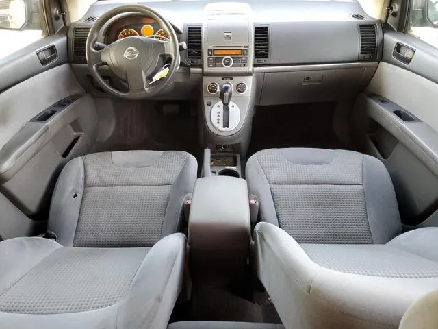 3N1AB61E18L639775 2008 2008 Nissan Sentra- 2-0 8