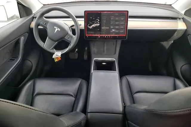 5YJYGDEE2MF198937 2021 2021 Tesla MODEL Y 8