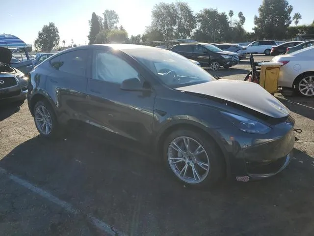 7SAYGDEE4RA242444 2024 2024 Tesla MODEL Y 4