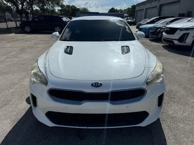 KNAE15LAXJ6032888 2018 2018 KIA Stinger 5