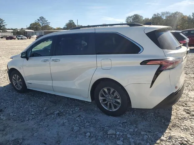 5TDYRKEC1MS039867 2021 2021 Toyota Sienna- Xle 2