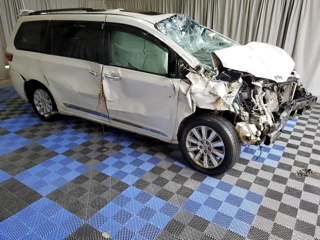 5TDDK3DC2FS113195 2015 2015 Toyota Sienna- Xle 4