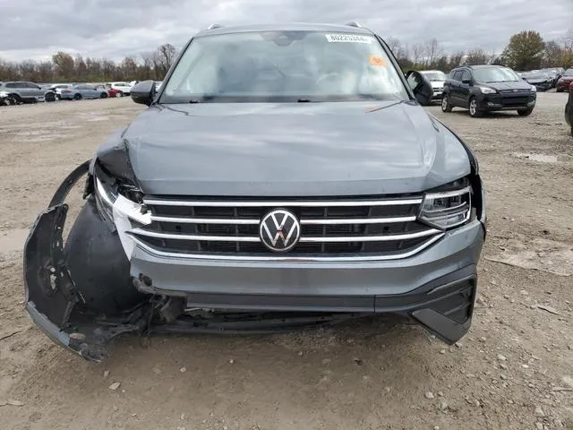 3VV2B7AX2PM053394 2023 2023 Volkswagen Tiguan- SE 5