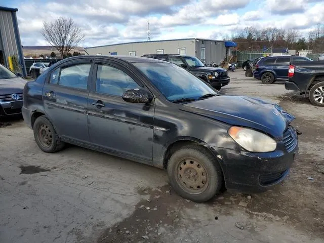 KMHCN46CX7U094863 2007 2007 Hyundai Accent- Gls 4