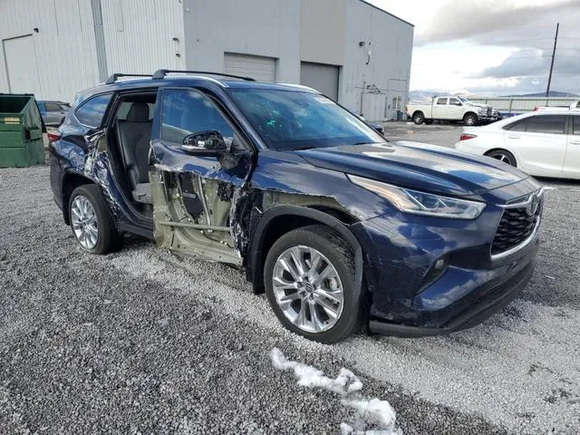 5TDDZRBH0MS071555 2021 2021 Toyota Highlander- Limited 4