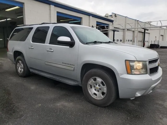 1GNSKJE31BR105826 2011 2011 Chevrolet Suburban- K1500 Lt 4