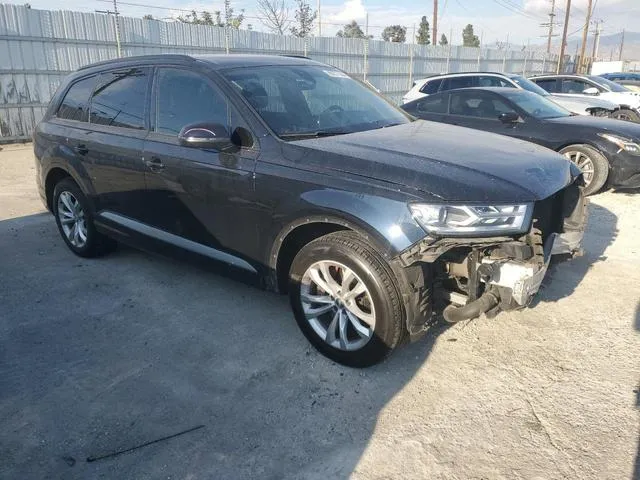 WA1LHAF70JD000343 2018 2018 Audi Q7- Premium Plus 4