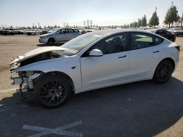 5YJ3E1EAXRF855518 2024 2024 Tesla MODEL 3 1