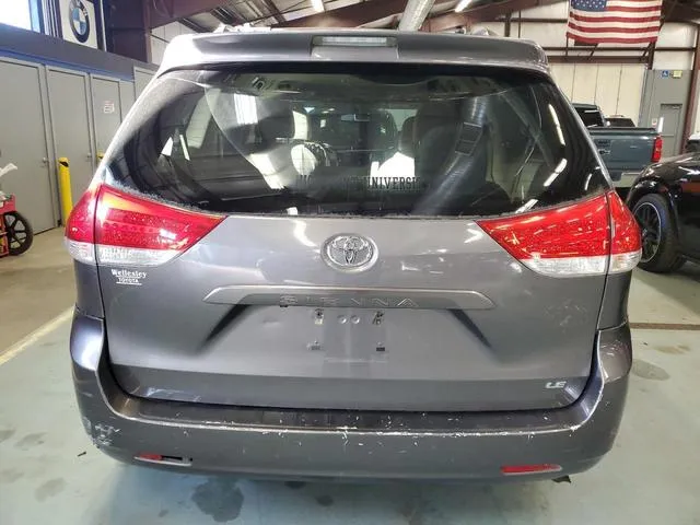 5TDKK3DC6CS196424 2012 2012 Toyota Sienna- LE 6