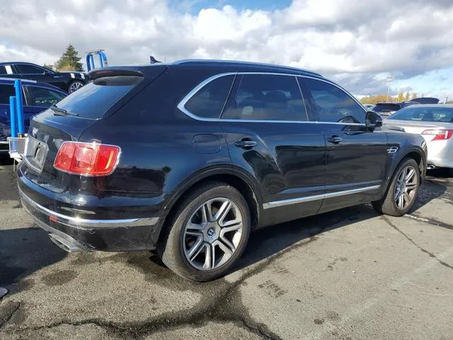 SJAAC4ZV8JC019477 2018 2018 Bentley Bentayga 3