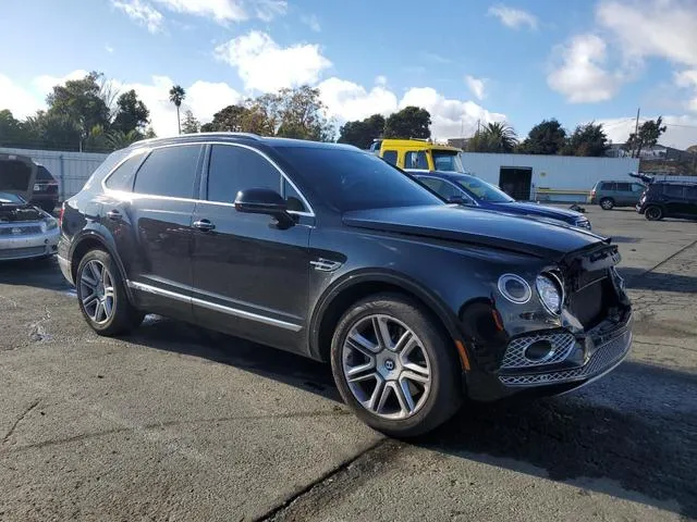 SJAAC4ZV8JC019477 2018 2018 Bentley Bentayga 4