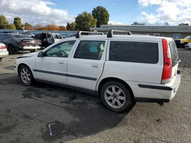 YV1SW53DX11012052 2001 2001 Volvo V70- T5 Turbo 2