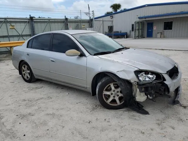 1N4AL11D55C354708 2005 2005 Nissan Altima- S 4