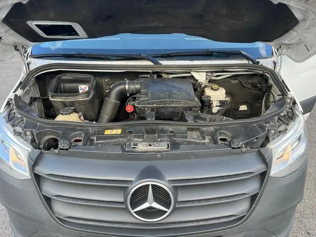 W1W40CHY4MT055475 2021 2021 Mercedes-Benz Sprinter- 2500 8