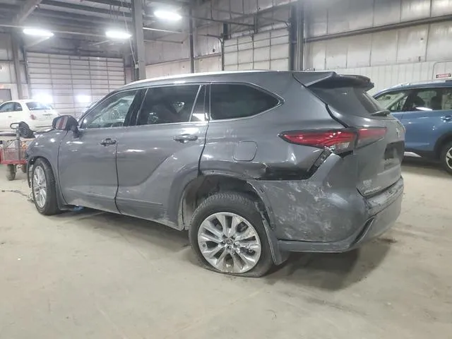 5TDDZRBH4NS563233 2022 2022 Toyota Highlander- Limited 2