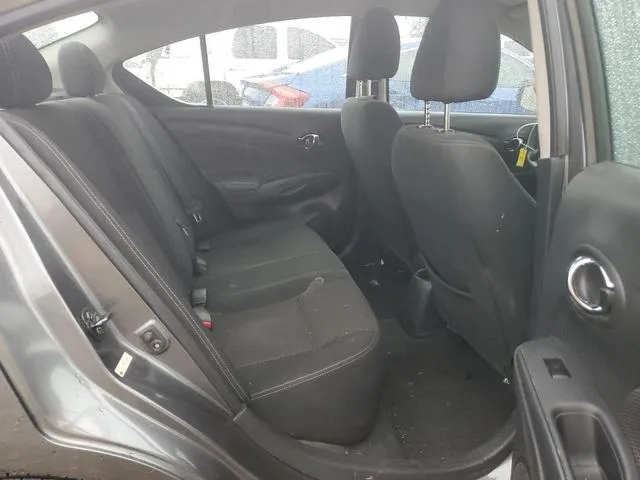 3N1CN7AP5JL868084 2018 2018 Nissan Versa- S 10