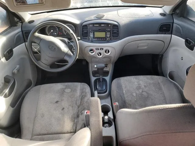 KMHCN46C48U277063 2008 2008 Hyundai Accent- Gls 8