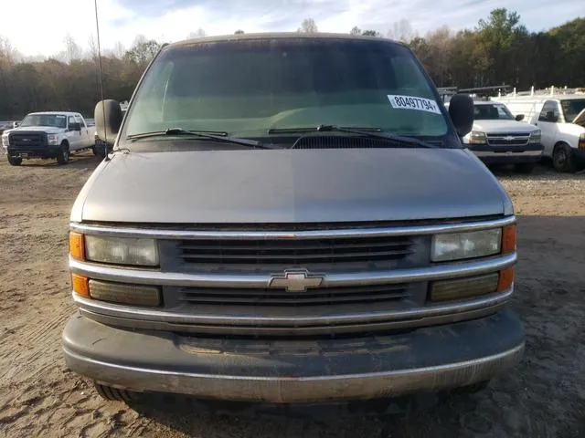 1GAHG39R311195694 2001 2001 Chevrolet Express 5