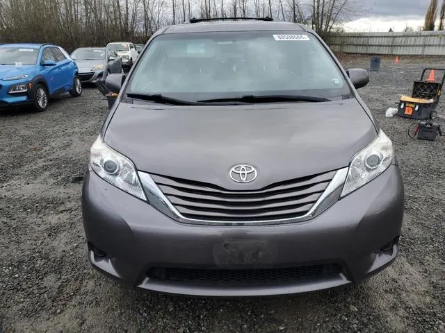 5TDKZ3DC1HS830595 2017 2017 Toyota Sienna- LE 5