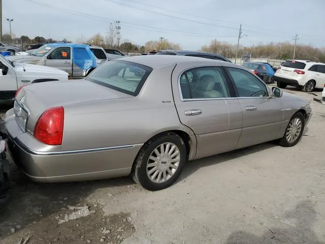 1LNHM82W63Y619596 2003 2003 Lincoln Town Car- Signature 3