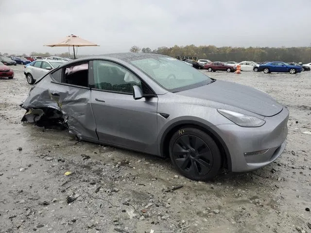 7SAYGAEE1SF217525 2025 2025 Tesla MODEL Y 4