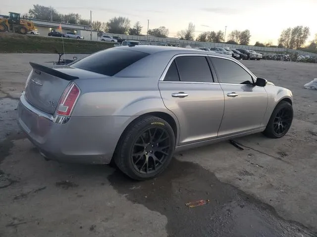 2C3CCAKT3DH608425 2013 2013 Chrysler 300C 3