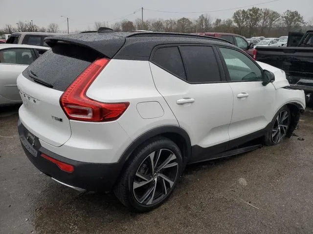 YV4162XZ1K2014402 2019 2019 Volvo XC40- T5 Momentum 3