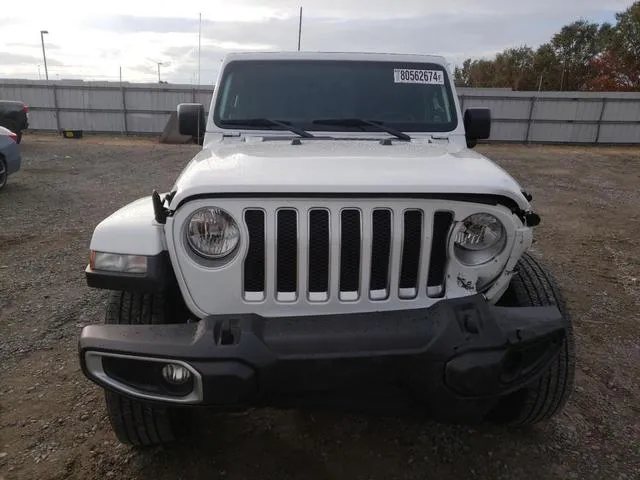 1C4HJXEG4JW231870 2018 2018 Jeep Wrangler- Sahara 5