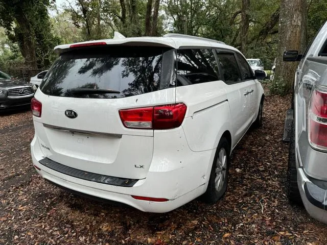 KNDMB5C19F6066274 2015 2015 KIA Sedona- LX 4