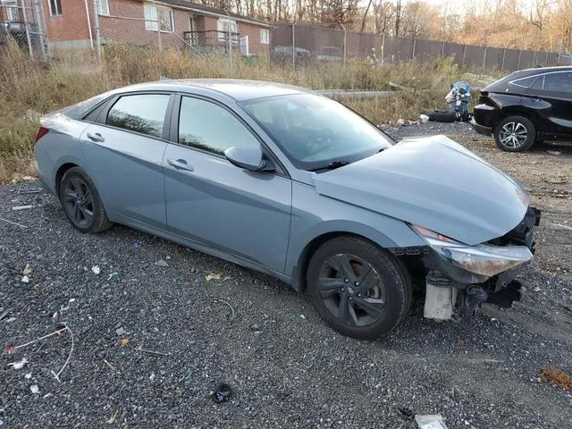 KMHLM4AG2MU165112 2021 2021 Hyundai Elantra- Sel 4