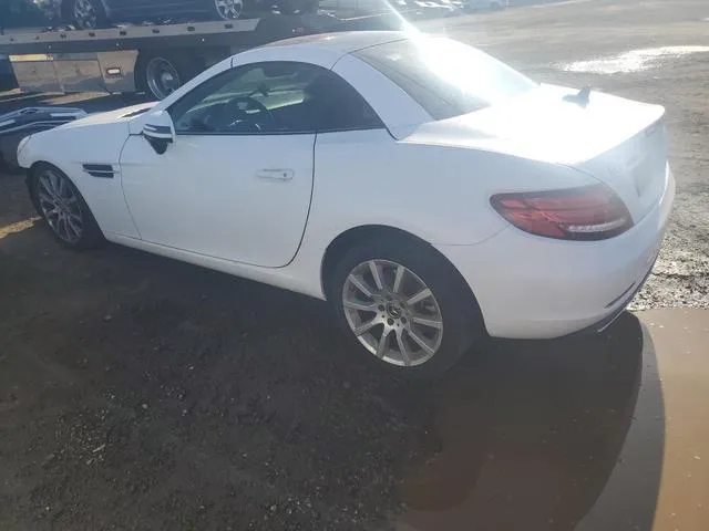 WDDPK3JA5JF156170 2018 2018 Mercedes-Benz SLC-Class- 300 2