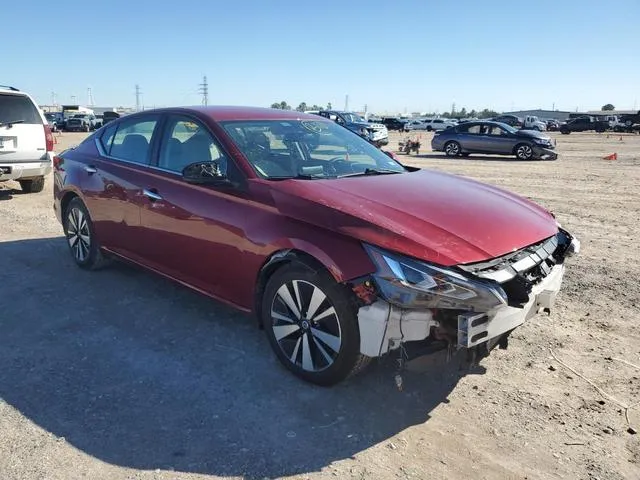 1N4BL4DV3MN318027 2021 2021 Nissan Altima- SV 4